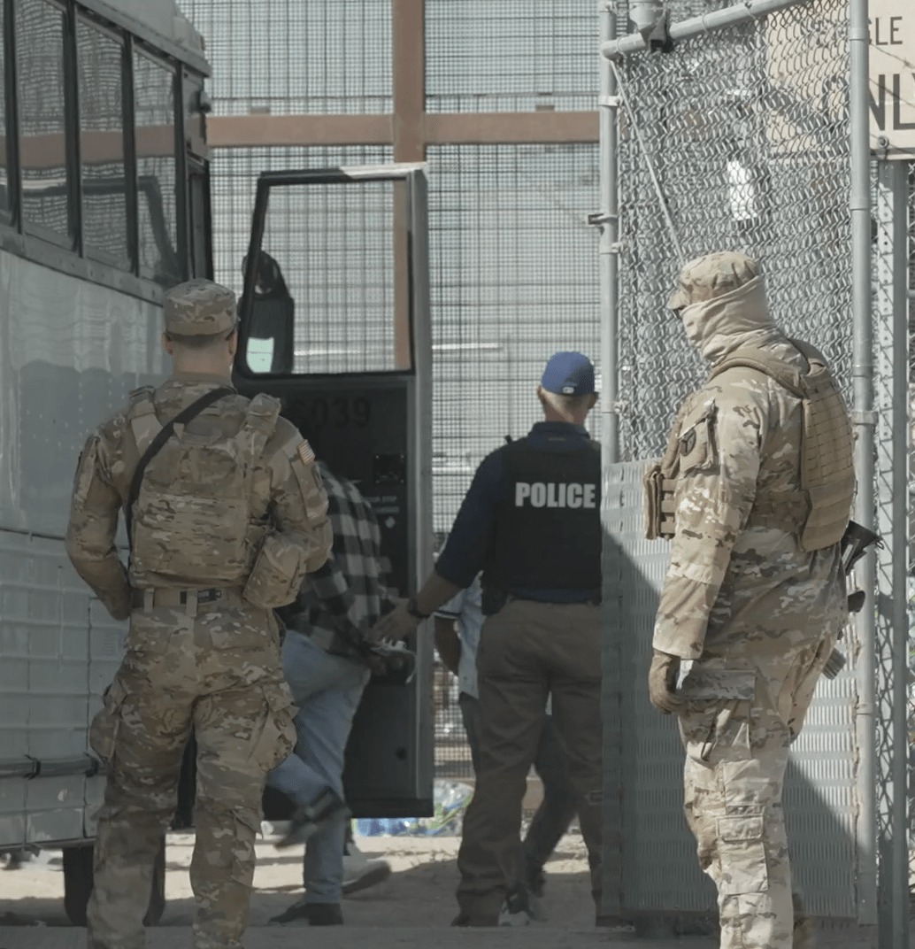 immigration el paso boarder
